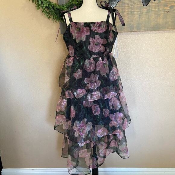 NWOT Lulus Valiant Charmer Black Floral Print Tie-Strap Tiered Midi Dress - Picture 2 of 9